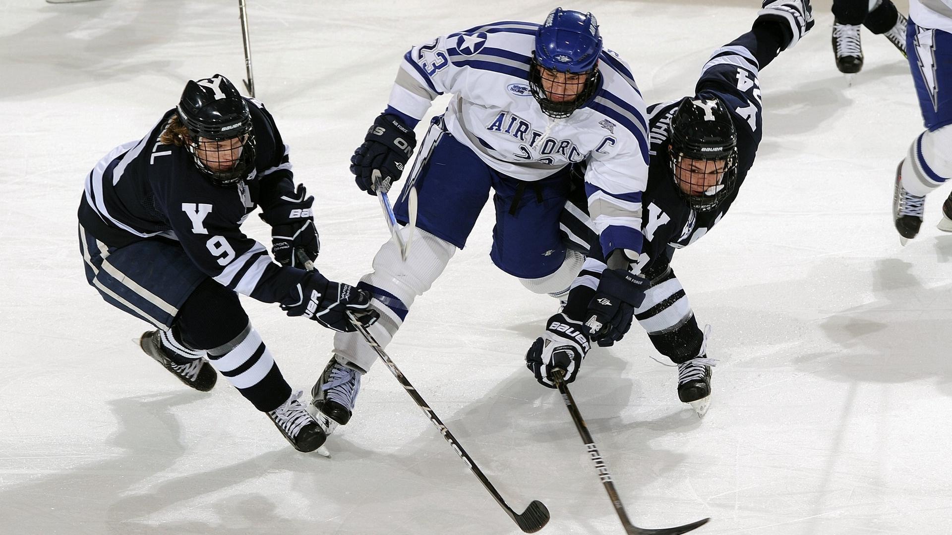 意甲焦点战,AC米兰梦幻开局后险酿悲剧,门将神扑保住关键三分